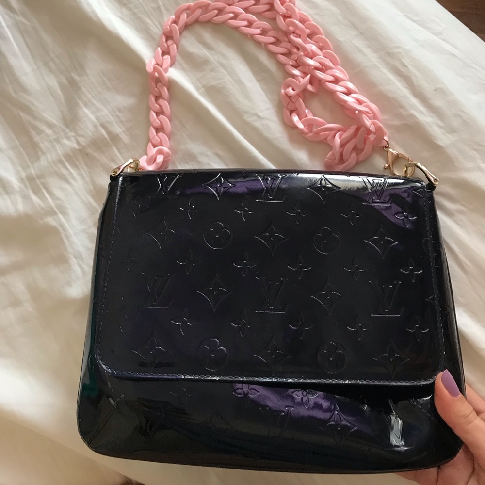 ❌❌SOLD ❌❌Louis Vuitton Thompson Crossbody Bag